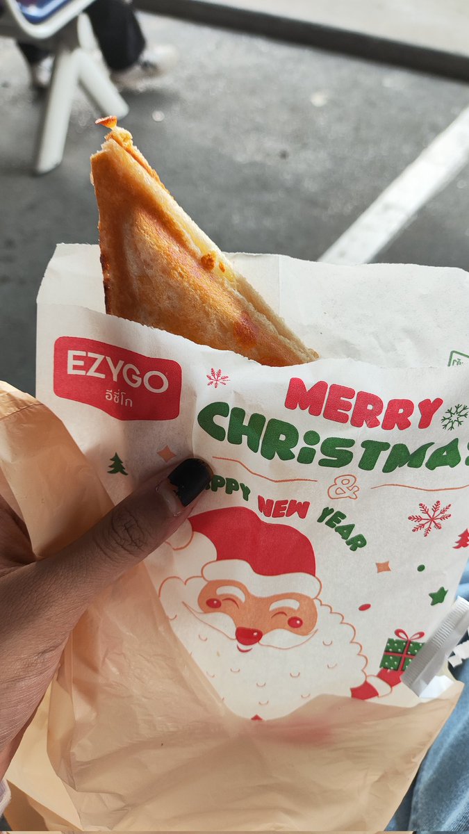 Stellaria Vernakila 👽💜 RE-DEBUT SOON! tweet media