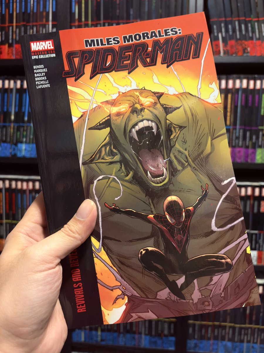 epicmarvelpod's tweet photo. Miles Morales: Spider-Man Modern Era Epic Collection, Vol 3: Revivals and Revelations!
Miles vs. Galactus! Miles vs. Doctor Doom! Miles vs. the Green Goblin! His final adventures in the Ultimate Universe! More pics on IG!
#spiderman #milesmorales #marvel #comics #epiccollection https://t.co/nPPX9RMj6J