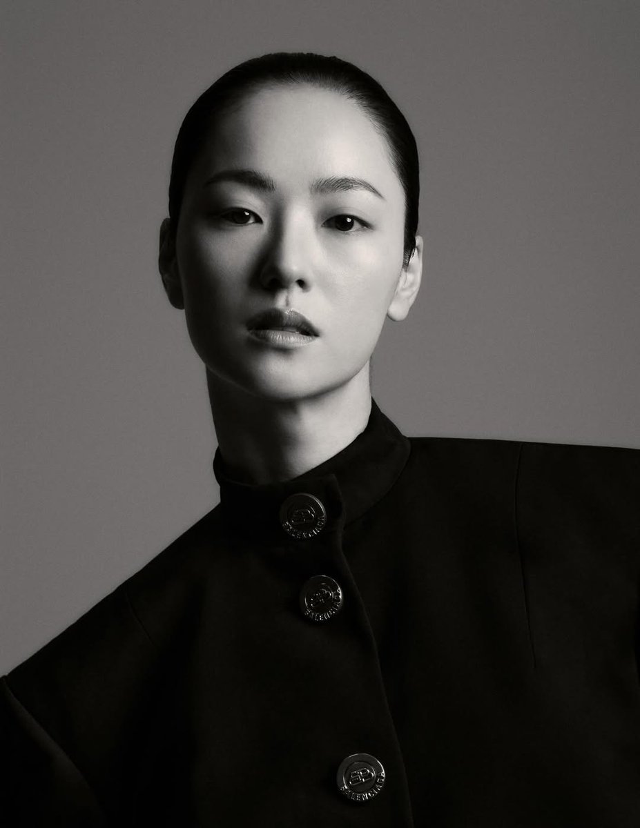 JeonYeoBeen x W Korea HD Pictures for November 2025🖤

 @/ahnjooyoung 
#JeonYeoBeen #전여빈 #MsIncognito #착한여자부세미