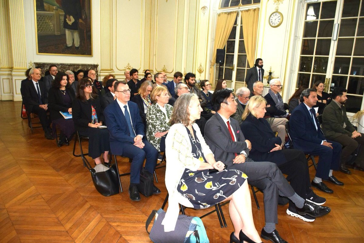 PakinFrance's tweet photo. The Embassy of Pakistan @PakinFrance organized an event on the archeological studies of the 5000-year-old Indus Valley Civilization with Dr. Aurore Didier, Director of the French Archaeological Mission of the Indus Bassin.

Representatives of the UNESCO World Heritage Center, the Agha Khan Development Network (AKDN), archaeologists, historians and diplomats attended the event, which was organized with the support of the “Cercle des Amis du Pakistan”.

Dr. Didier briefed the audience on the history of the archeological excavations carried out by French archeologists in Pakistan. She gave an update on the latest research resulting from ten years of excavations at Chanhu-daro, one of the emblematic sites of the ancient Indus Valley Civilization. She also addressed how the adaptation of ancient populations to river and environmental fluctuations can be a key to understanding the current crises related to climate change and natural disasters that heavily impact South Asia today.

Addressing the audience, Ambassador Mumtaz Zahra Baloch @Mumtazzb noted the seventy years of cooperation between Pakistan and France in the domain of archeology. She appreciated the contributions made by the French Archeological Mission in Pakistan in research on the Indus Valley Civilization; and in promoting knowledge and competencies amongst local communities and scholars.

The Ambassador also reiterated her warm support for the “Cercle des Amis du Pakistan” for its initiatives in highlighting the cultural richness and diversity of Pakistan.

@GovtofPakistan 
@MoIB_Official 
@ForeignOfficePk 
@OfficialDGISPR 
@PTVNewsOfficial 
@appcsocialmedia 
@RadioPakistan 
@PakistanTVcom