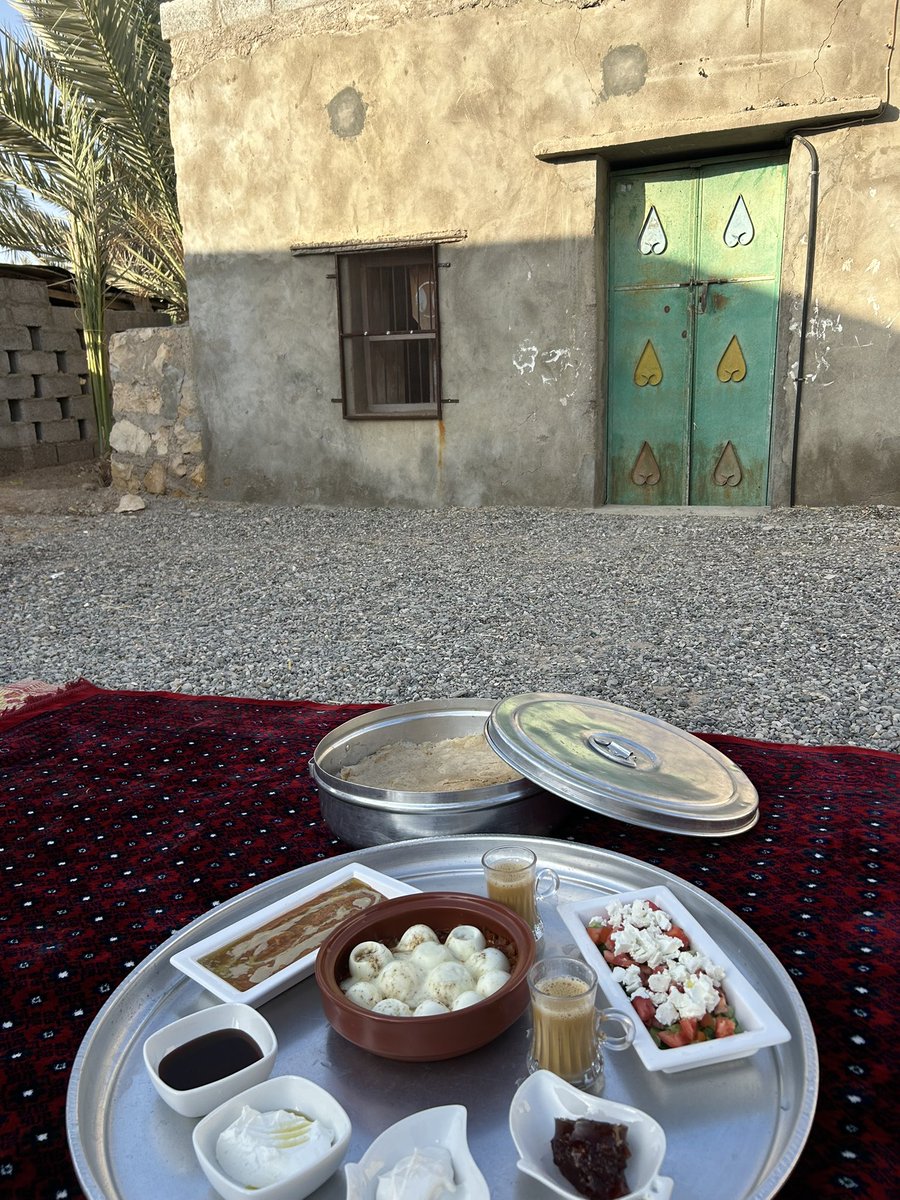 نستودع اللّٰه حالنا ، فأجعلهُ يَارب
في خيّر ،وعَلى خير ،وإلى خيّر ❣️