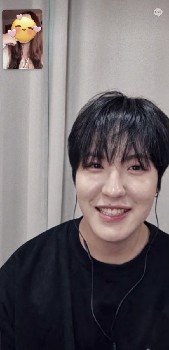 𐙚Karolina𐙚 tweet media