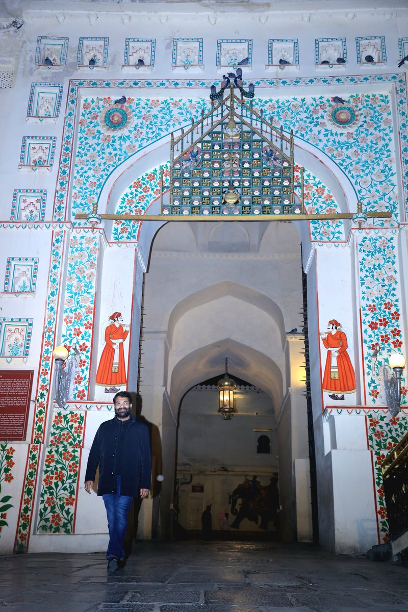 shyamagrawalcs's tweet image. City Palace #Udaipur: where ancient stones whisper secrets to the night...

#Heritage_Walk #WalkWithPride