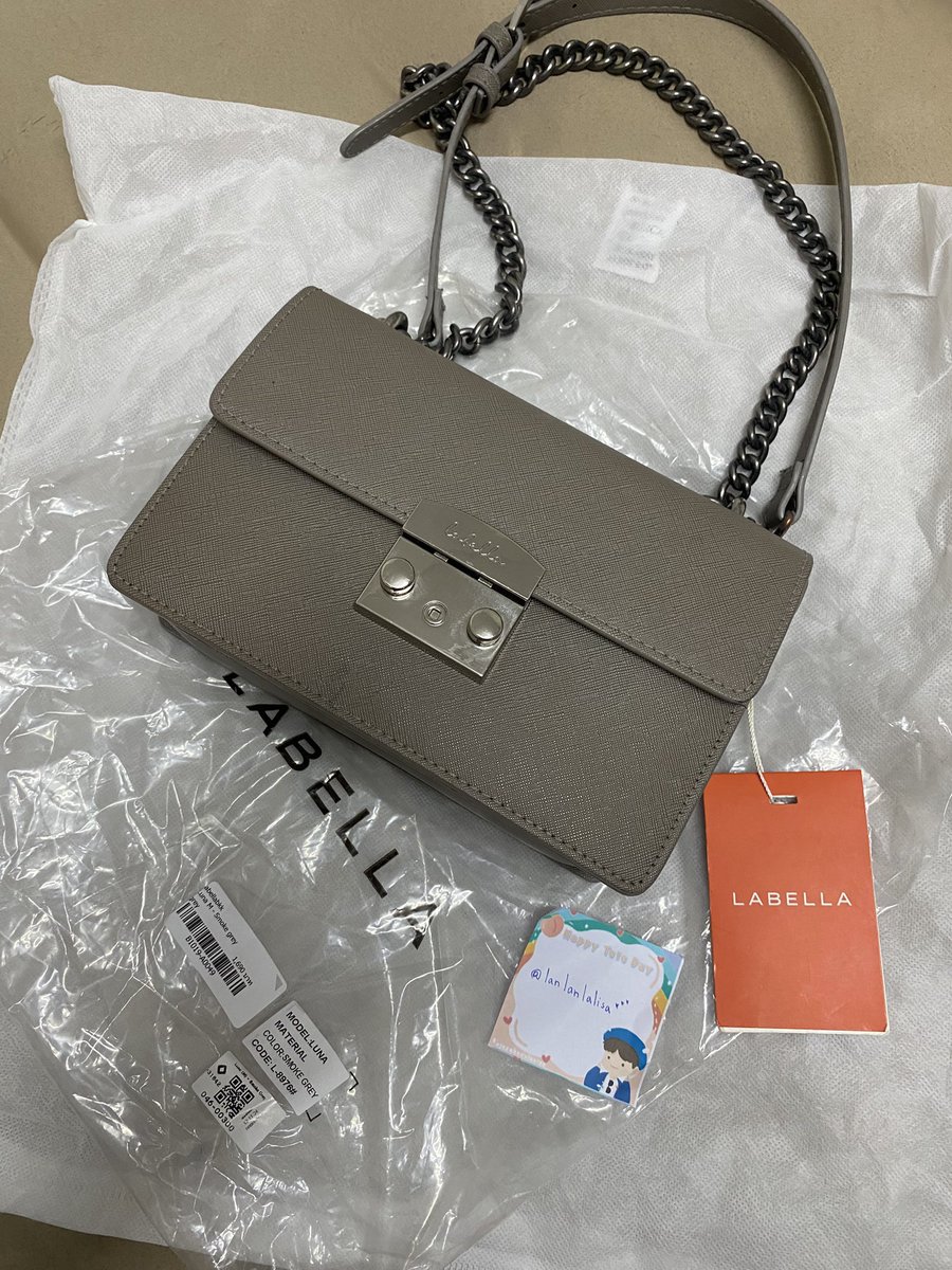 lanlanlalisa's tweet photo. กระเป๋า labella สี smoke grey M ใช้งานเอง ซื้อจาก Shop SOS ราคาเต็ม ส่งต่อ 1000 รวมส่ง
นัดรับ bts อนุได้ค่ะ

-DM ดูเพิ่มเติมได้ค่ะ
#ส่งต่อlabella #ส่งต่อกระเป๋า  #labellaส่งต่อ  #กระเป๋าสะพาย #ส่งต่อเสื้อผ้า #ส่งต่อเสื้อผ้ามือสอง https://t.co/rrdbqriIQy