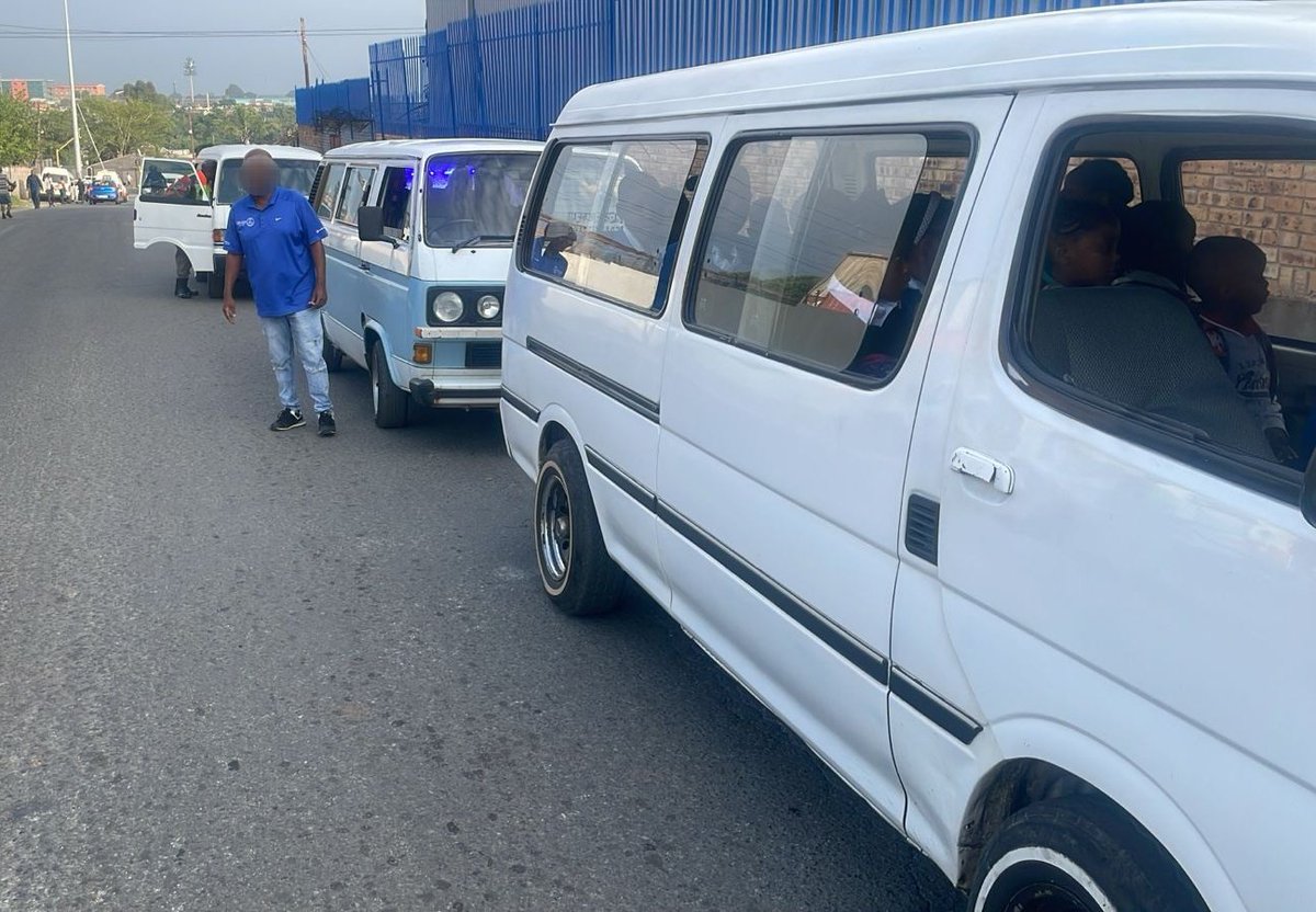JoburgMPD's tweet image. 📢 JMPD SCHOLAR TRANSPORT OPERATIONS 🚔🎒

​Ensuring the safety of our future leaders is a priority. Our officers are out in full force across the City of Johannesburg conducting scholar transport compliance checks.

​We are focusing on:

✅ Vehicle roadworthiness &amp;amp; licensing
✅…