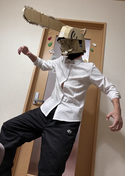 息子小5の工作欲が止まりません。 仮面の下もお面。