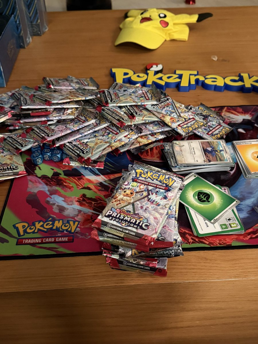 Pokémon Deals, Restock and Alerts tweet media