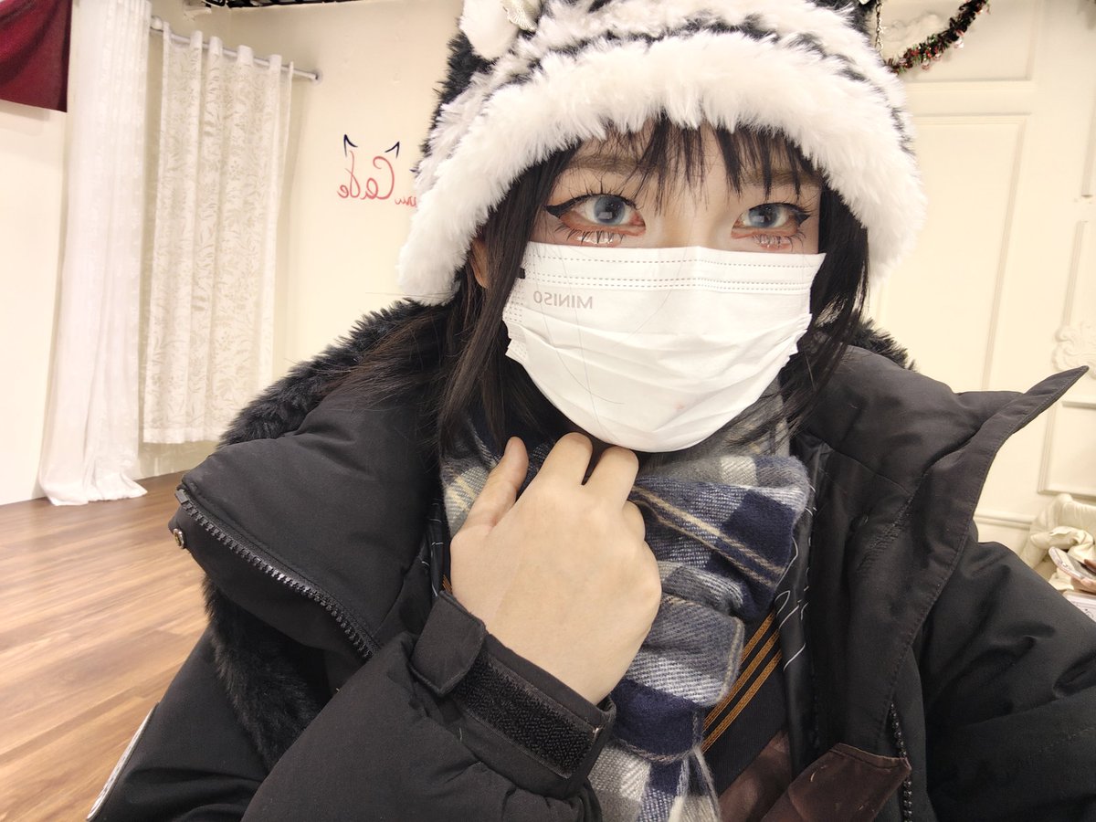 璃.（想玩cosplay版） tweet media