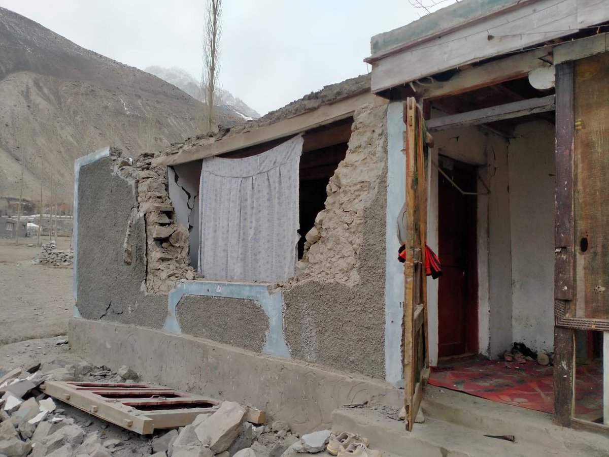 fayaz_karimm's tweet photo. If the govt. can’t provide assistance to the people affected by earthquake in Chipurson and the people have no choice but to look towards AKDN always, then they should expel FWO from the area and allow AKDN to carry out mining instead.

#earthquake #hunza #disaster #akdn #fwo https://t.co/Ha8Qjdh7IO