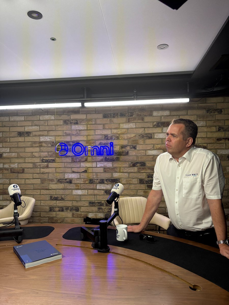 Kingsley W tweet media