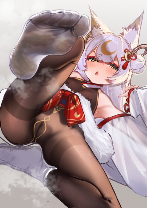 のじゃぴち巫女狐ちゃんの連履き足袋 