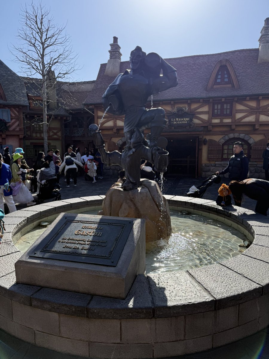 10年ぶりくらいのディズニー楽しかった😎😎