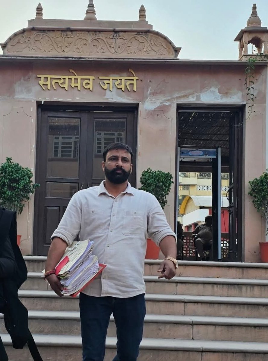 युवाओं के मसीहा भरत जी भाईसाहब आपसे हम सब भाई बहनों का विनम्र अनुरोध है की cho 2022 वेटिंग लिस्ट का आपके कहे अनुसार jan last तक का समय बिल्कुल पास आ चुका है 
अतः आपसे पूर्ण अपेक्षा करते है की इस वीक आप सभी युवा साथियों को खुश खबरी दोगे हमे पूर्ण आशा है।
<a href="/bharatbeniwal_/">BHARAT BENIWAL</a> 
धन्यवाद