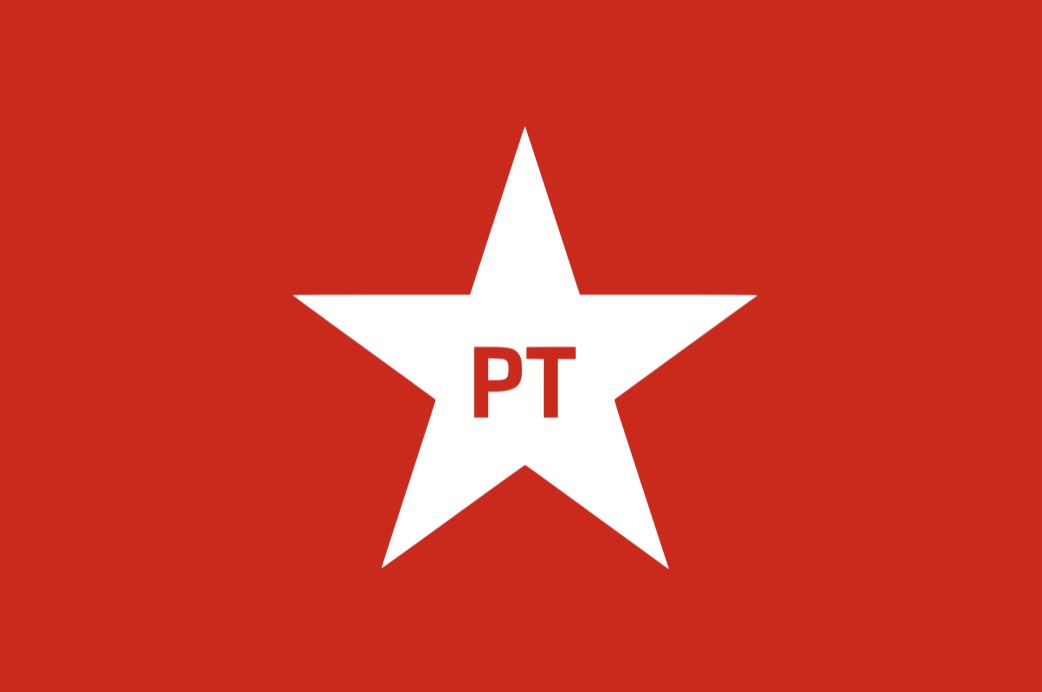 poponze's tweet image. Matheus cita partidos políticos ao criticar a militância de brothers no #BBB26:

“Pessoal fica querendo ser PT e PL.”