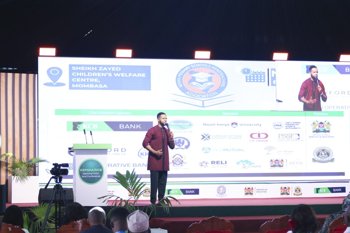 KenyaKepsha's tweet photo. We extend our sincere appreciation to @theroyalvoice the MC at the KECSHA Conference, for an outstanding and memorable performance.

#KECSHA #kecshahighlights #kecshaconference #teachers https://t.co/rVJEzFIekH