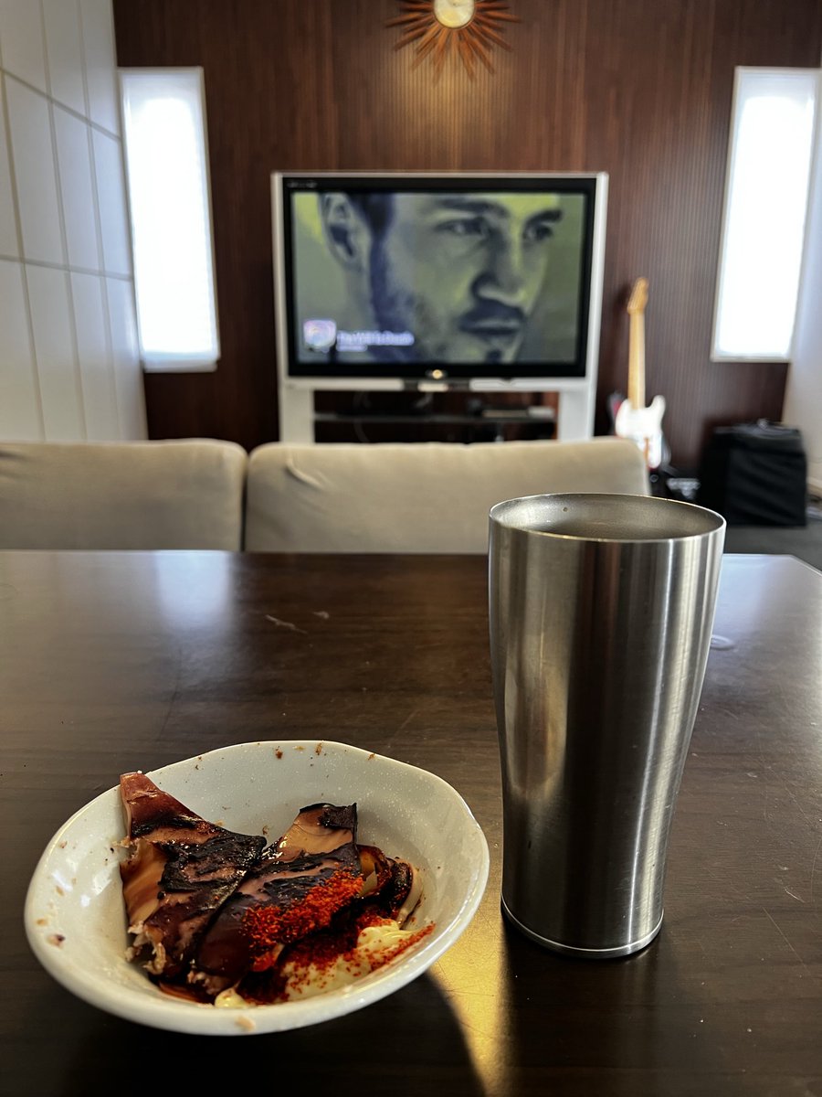 Shunity_69's tweet image. イカ食べながらジョンフルシアンテを聴きながらハイボール飲む休日😊ホントはタコの方が良いかもですが😓😅