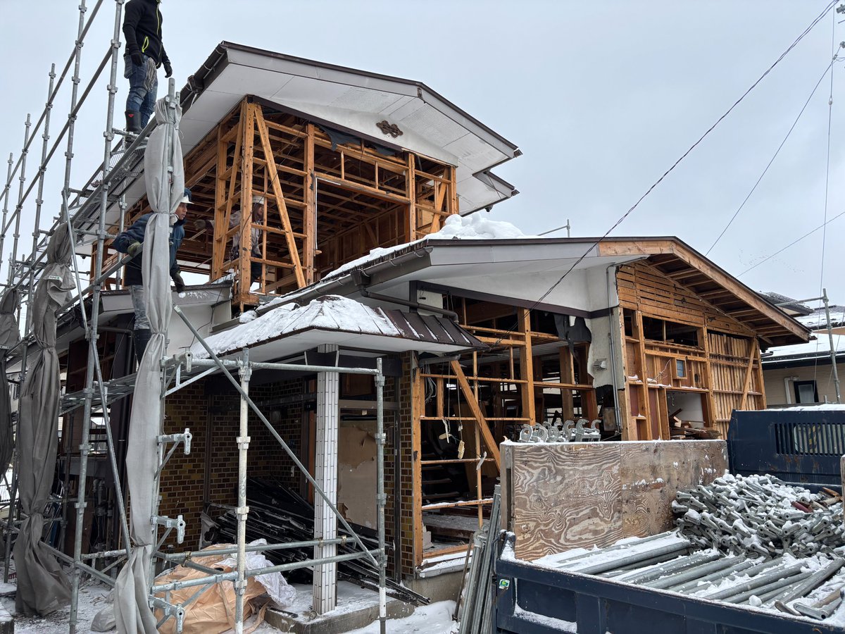 PLANDOSEE1's tweet image. 横森二丁目の解体進捗状況
写真は↓↓
pds-akita.com/news/18593
１月２０日現在です
秋田市横森の不動産売却はプランドゥシー秋田へ😊
#秋田市　#秋田市横森　#秋田市の空き家　#空き家解体
#解体工事　#不動産売却　#不動産査定