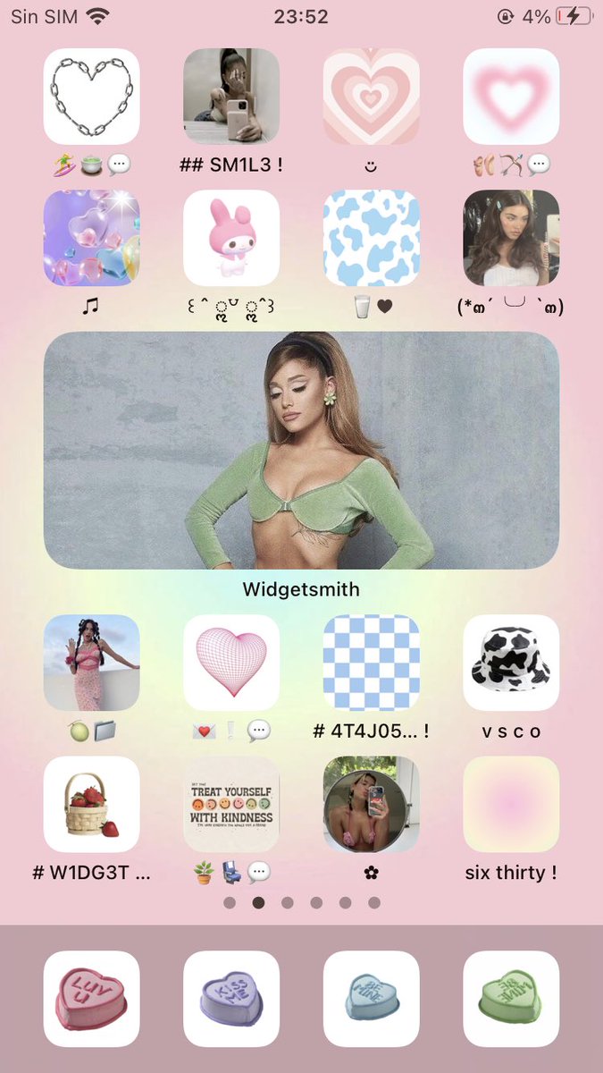 raidropsrem's tweet image. I just checked my old phone and I noticed I’ve never changed my setup since 2021 and I’m still obsessed with it