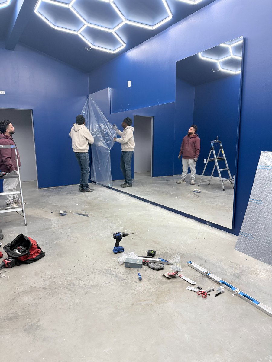 GlasslessMirror's tweet photo. 🚧 Under construction 🚧
 GlasslessMirror™ systems being installed at Fortress of Strength.
Final reveal coming soon. https://t.co/fWeVuWIJ3Z