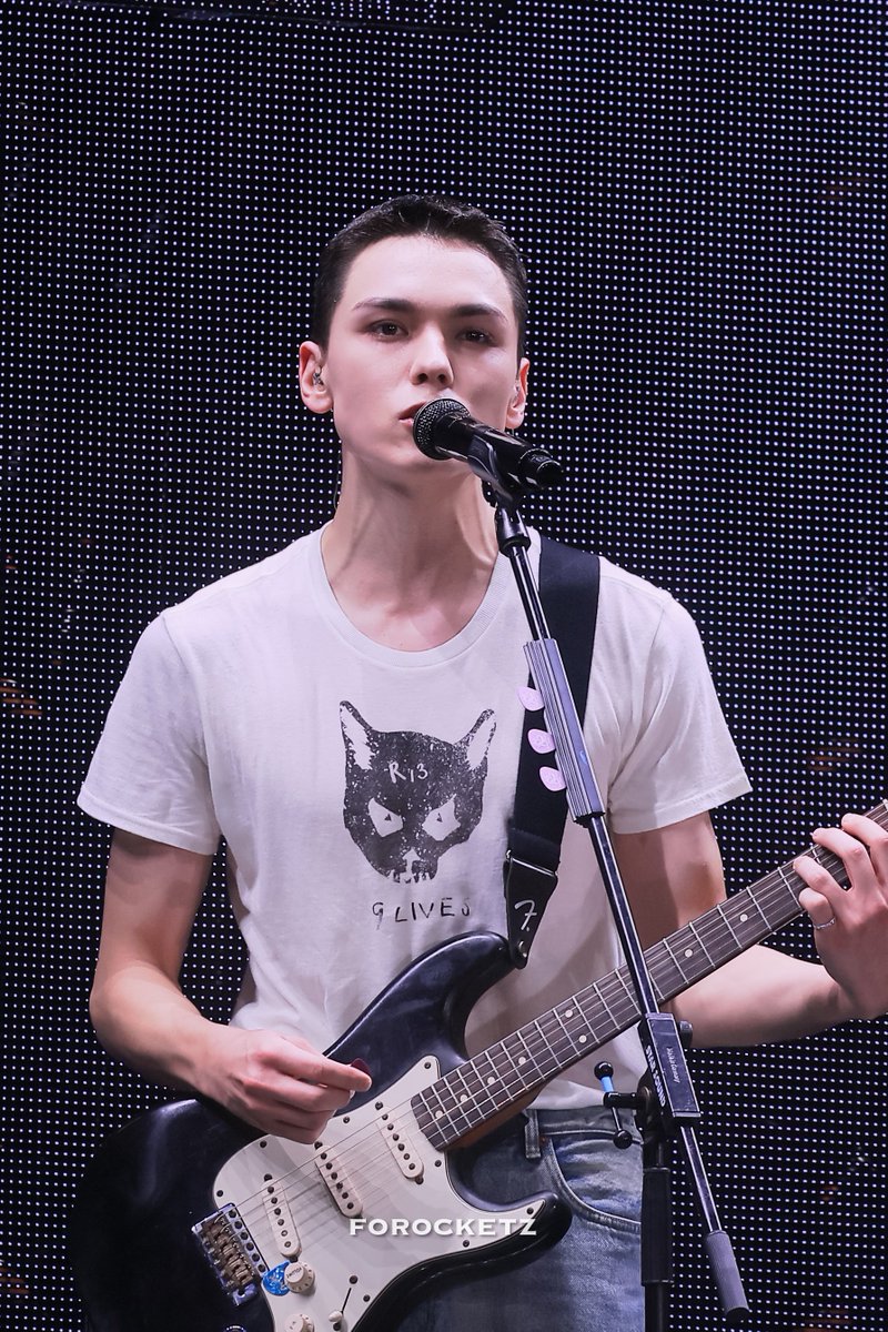 i miss u i cry every single night missing you