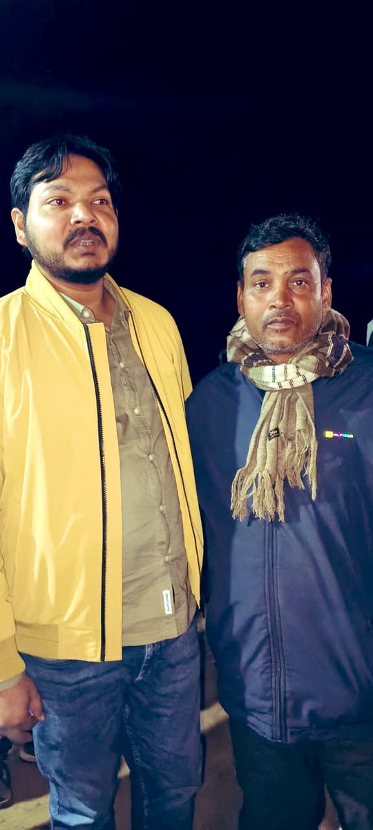 अगले महीने 8 फ़रवरी को जनपद-संतकबीरनगर में महारैली को सफल बनाने के लिए बस्ती जनपद के अलग-अलग स्थानों पे मीटिंग किया गया।
मुख्य अतिथि के रूप में माननीय चंद्रशेखर आज़ाद जी की गरिमामय उपस्थिति रहेगी।
<a href="/AzadSamajParty/">Aazad Samaj Party - Kanshi Ram</a>