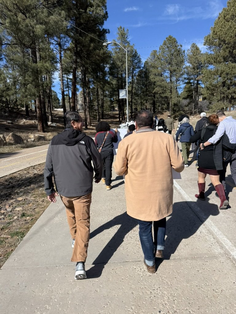 NezForAZ's tweet image. Honored to join NAU students, staff, and community leaders today for the Dr. Martin Luther King, Jr. event. Reflecting on his legacy and recommitting to service, justice, and unity.
#MLKDay #NAU #CommunityLeaders #Service #Unity #Justice