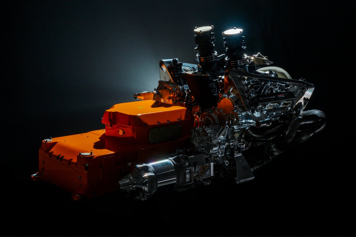 F1's tweet image. Say hello to the @HondaRacingF1 RA626H 🤩

The first Honda power unit of the new era, and the beating heart of @AstonMartinF1 from 2026 and beyond...

#F1