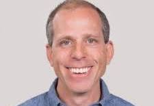 Cozybytes_'s tweet image. what if erik cassel made an evil clone that’s matt kaufman and his real name is kire lessac