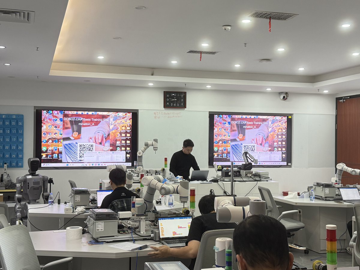 Dobot Robotics tweet media