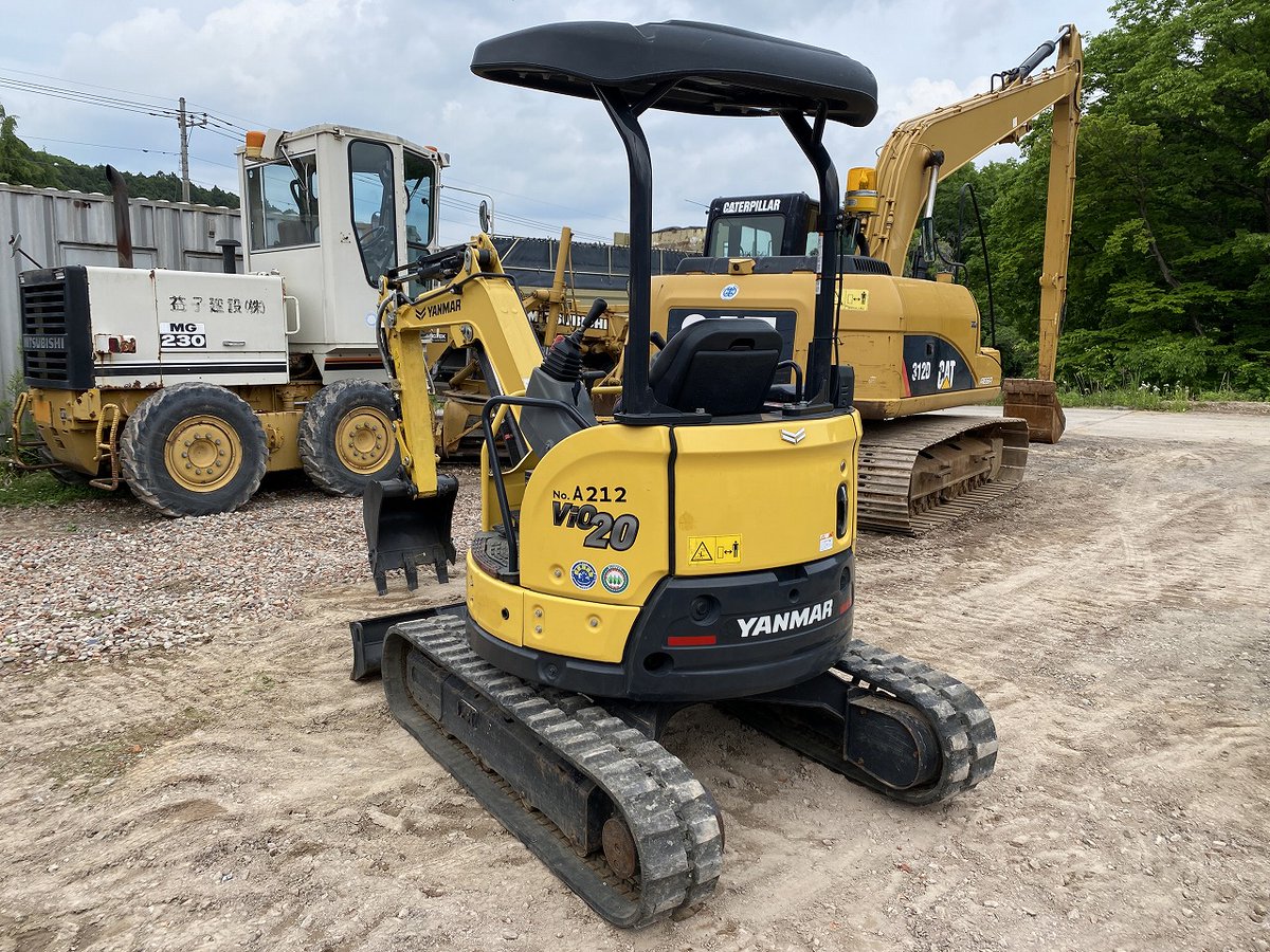 r_engineering2's tweet photo. 株式会社Rエンジニアリングトレーディングです
【販売中の重機紹介】
YANMAR VIO20-6
2024年式/265hr
写真・詳細はこちらから👇
https://t.co/mV6YTqNceb
ご質問はコメント・DMでお気軽に💬
#重機 #中古 #中古建機 #heavymachinery #ユンボ #油圧ショベル #ヤンマー #YANMAR #VIO20 #栃木県 https://t.co/dCFs5qX0zN