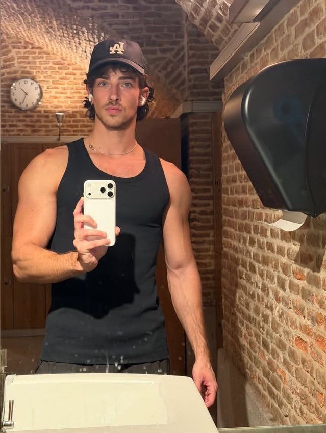 Andy Forber tweet media