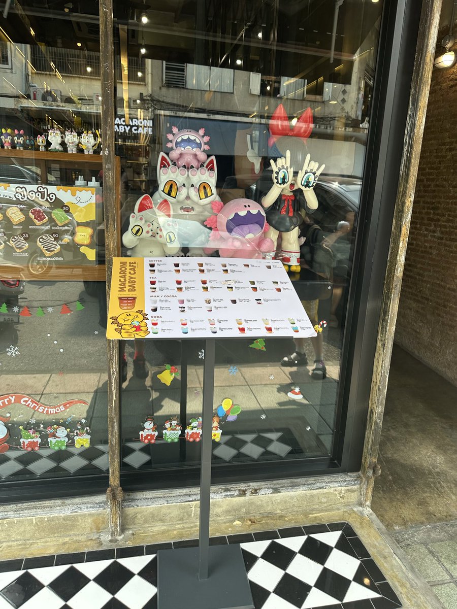 gam_420's tweet photo. macaroni Baby cafe来れたー https://t.co/241bbIy3P1