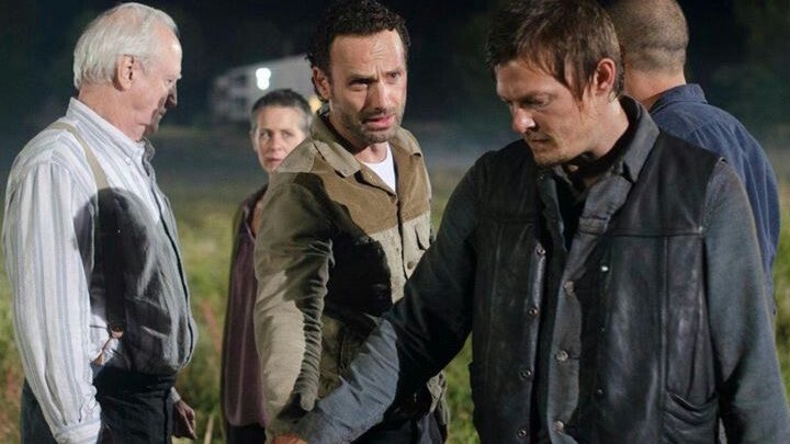 rositascrossbow's tweet image. the walking dead, 2011