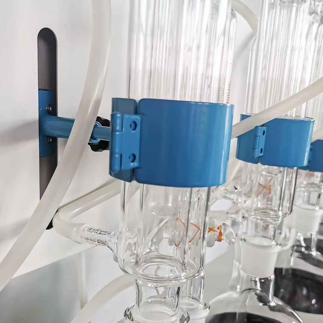 Crystal_Labone's tweet image. 4-position SO₂ distillation unit features sealed IR heating, full touchscreen control, independent temperature settings, and auto-stop with audio alerts. Simplify your food safety testing.
#SulfurDioxide #Distillation #FoodSafety #LabEquipment #AnalyticalChemistry #SO2Testing
