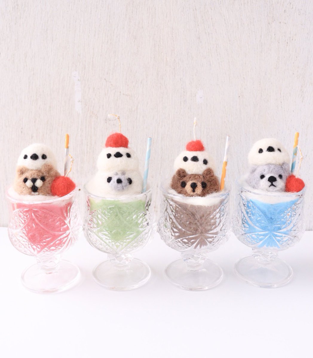 北海道の動物と共に..🎵
シマエナガの日 🕊♡