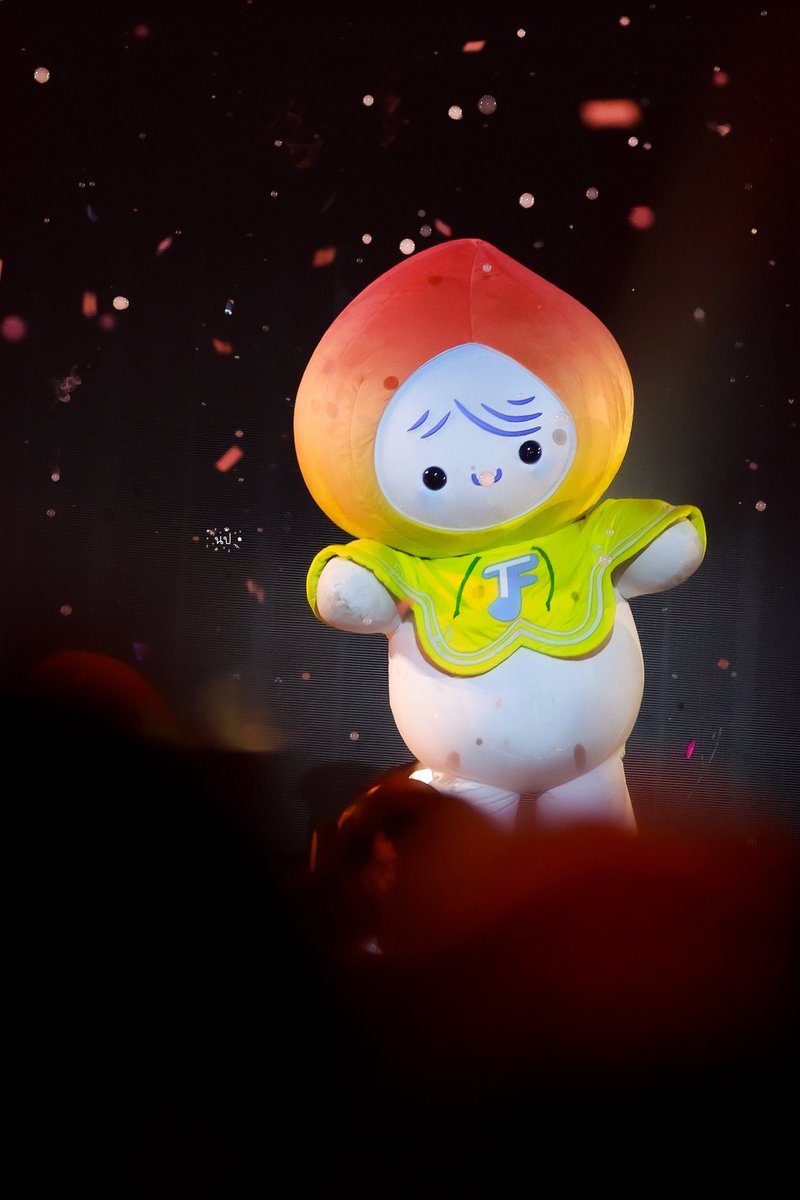 poonseob's tweet photo. ลูกหลานใครเนี่ยยย น่ารักจังเลยน้าาาา

GOLDEN TIME KNP TFO
#KhemjiraConcertDay2 
#RainyTF https://t.co/pt0kWIz6eJ