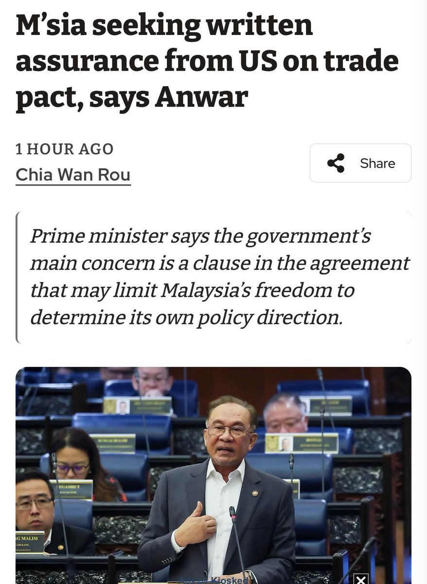 riz_esp's tweet image. Hasil dari berjoget dan sebatang Made In China pen. Sembang macam dia pakar segala benda.. Bingai punya makhluk