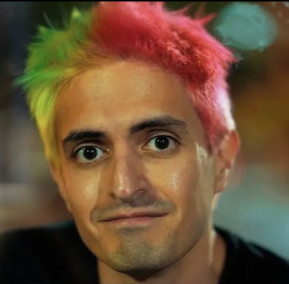 Dios, así como has escuchado todas mis oraciones, por favor te pido que me hagas el milagro de ponerme a Michelo de frente. Amén.