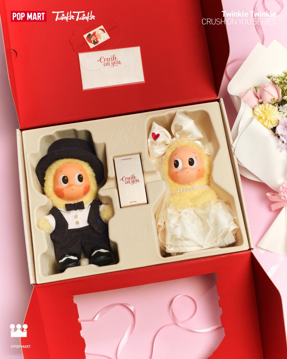 popmart_us's tweet photo. TWINKLE TWINKLE CRUSH ON YOU SERIES VINYL PLUSH DOLL GIFT BOX
Somewhere between the lights, two hearts are lining up at the right time. In your life, has there been a small moment shared with loved one that you find comforting and unforgettable?
✅ Available 01/23
#POPMARTUS https://t.co/Wu9jnKXwUu