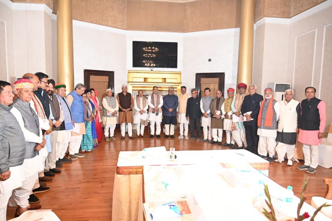 parmeshpk7's tweet photo. नई दिल्ली स्थित भाजपा राष्ट्रीय कार्यालय में भारतीय जनता पार्टी के राष्ट्रीय अध्यक्ष पद हेतु नामांकन प्रक्रिया आयोजित की गई। इस गौरवशाली अवसर पर माननीय प्रभुलाल जी सैनी (साहब) को प्रस्तावक के रूप में सम्मिलित होने का सौभाग्य प्राप्त हुआ।
@drprabhulal4bjp @BJP4Rajasthan https://t.co/Ms1UWMExNk