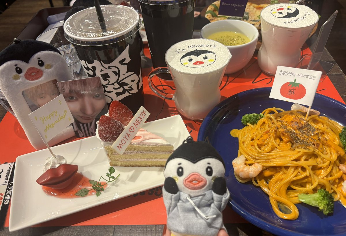 ao_mitsu_4's tweet photo. 2026.1.19🎂
タワレコカフェ☕️🍰

全部美味しかった！
可愛かった！！
モヤ席に座れた奇跡〜〜🙌♡
幸せな空間で、モヤのダンスの凄さとか向上心がすごいとか話が止まらなかった🫶✨
一生モヤティ〜🫸🫷✨
#NEXZ #トモヤ
@saotooomoya https://t.co/dytBZZL5Dg