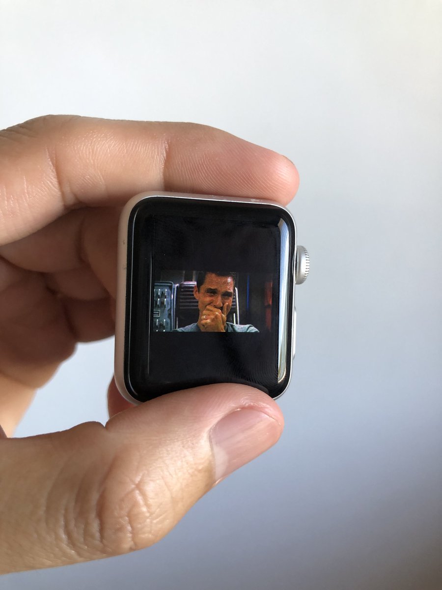 jvepng's tweet image. watching Interstellar as Christopher Nolan intended to