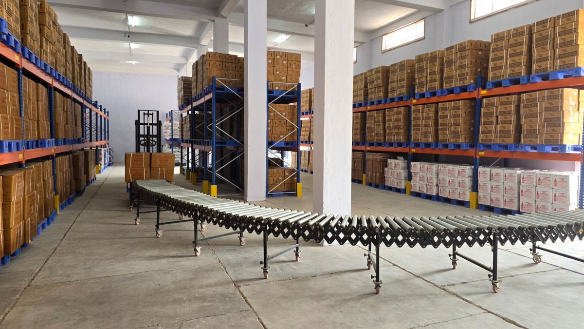 ChetakCorps_IA's tweet photo. #SupplyChainAutomation
#ChetakCorps

As part of modernisation drive, the Thar Feeders of Chetak Corps has carried out extensive  #Automation of supply chain & various processes.

The initiative has  benefited more than 12 thousand troops & families of the area.

Automation has resulted not only in enhanced transparency & efficiency, but also has led to optimisation of time & manpower at each stage.

Same had a  transformative effect by enhancing the end user satisfaction & also saving approximately 40 thousand manhours quarterly & thereby reducing the Carbon FootPrint.

#IndianArmy
#SaptaShaktiCommand
#TharFeeders
#Modernisation 

@adgpi
@SWComd_IA
@PRODefenceRjsthn