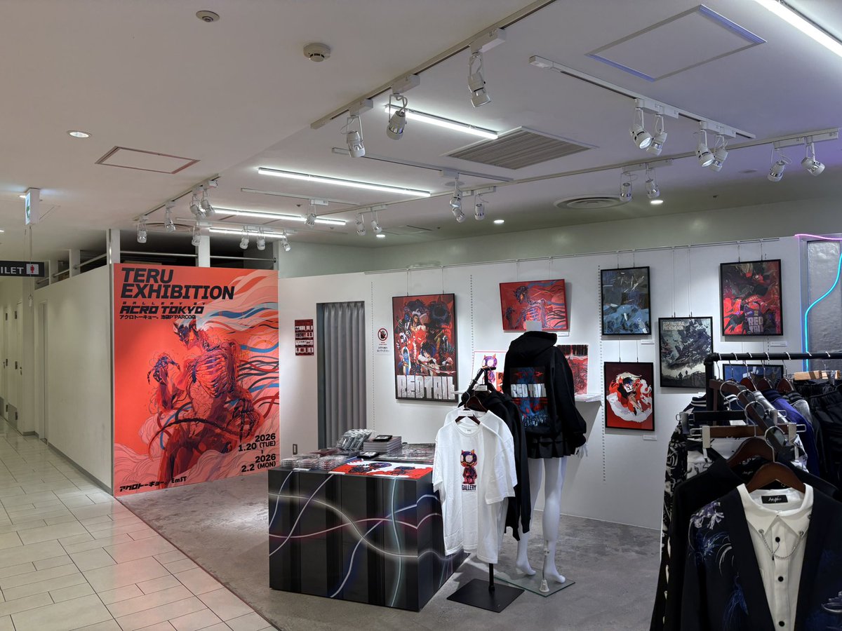 SlowKinax's tweet photo. TERU EXHIBITION初日に行けた運の良さよ #TERU  #REDTAIL https://t.co/f9VffHo45h