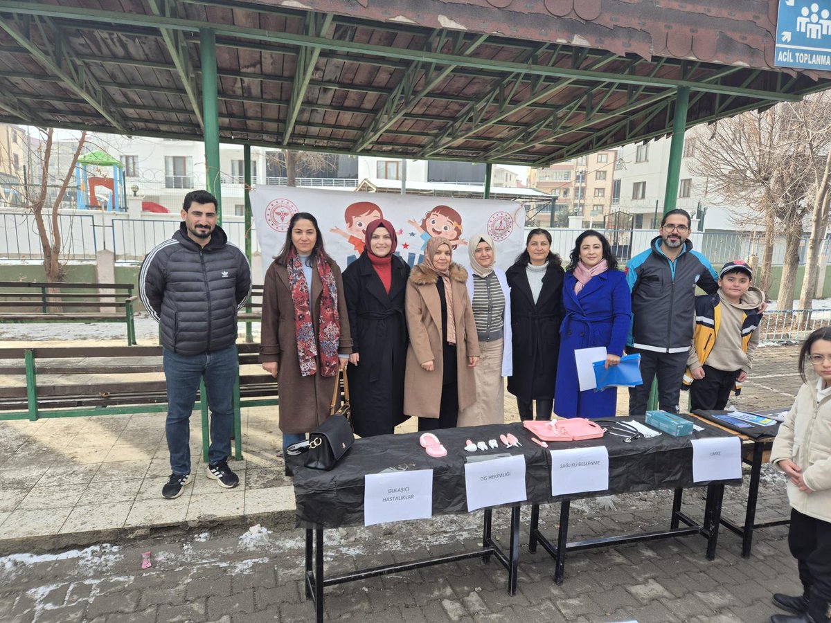 igdirisgb_76's tweet photo. 2026 Ocak ayı Sağlıklı Çocuk Sağlıklı Gelecek Programı etkinlikleri İnönü İlkokulu ve Hüsnü M. Özyeğin İlkokulunda öğrencilerin ve öğretmenlerin katılımıyla gerçekleştirildi.
@tcmeb
@Yusuf__Tekin
@meb_dhgm
@omurfatih
@mebisgb
@ozkan_meb
@igdirmem76
@gun_aziz https://t.co/NTKJmUrERA