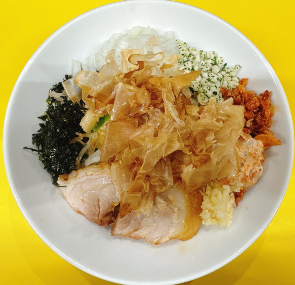 18時より営業

本日より【まぜソバ】の販売を開始させていただきます
まぜの1番セットもあります

原材料費高騰につき麺類の値段を変更させていただきました

まぜソバ初日のオペレーション都合により本日はフォロワーサービスお休みです

2時までバッチリ営業致します