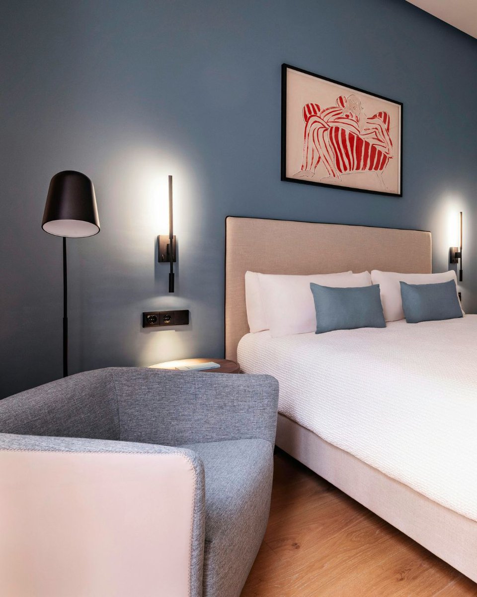 frajumar's tweet image. How to transform the guest experience?
We furnished the Hotel Numa El Carmen in #Valencia  with our own functional designs
Key pieces: PAO and ECKO armchairs, SPAT sofa bed, ÓLIA and FRES tables
l1nq.com/hW0rV
A design that reinforces the identity of the space
#Contract