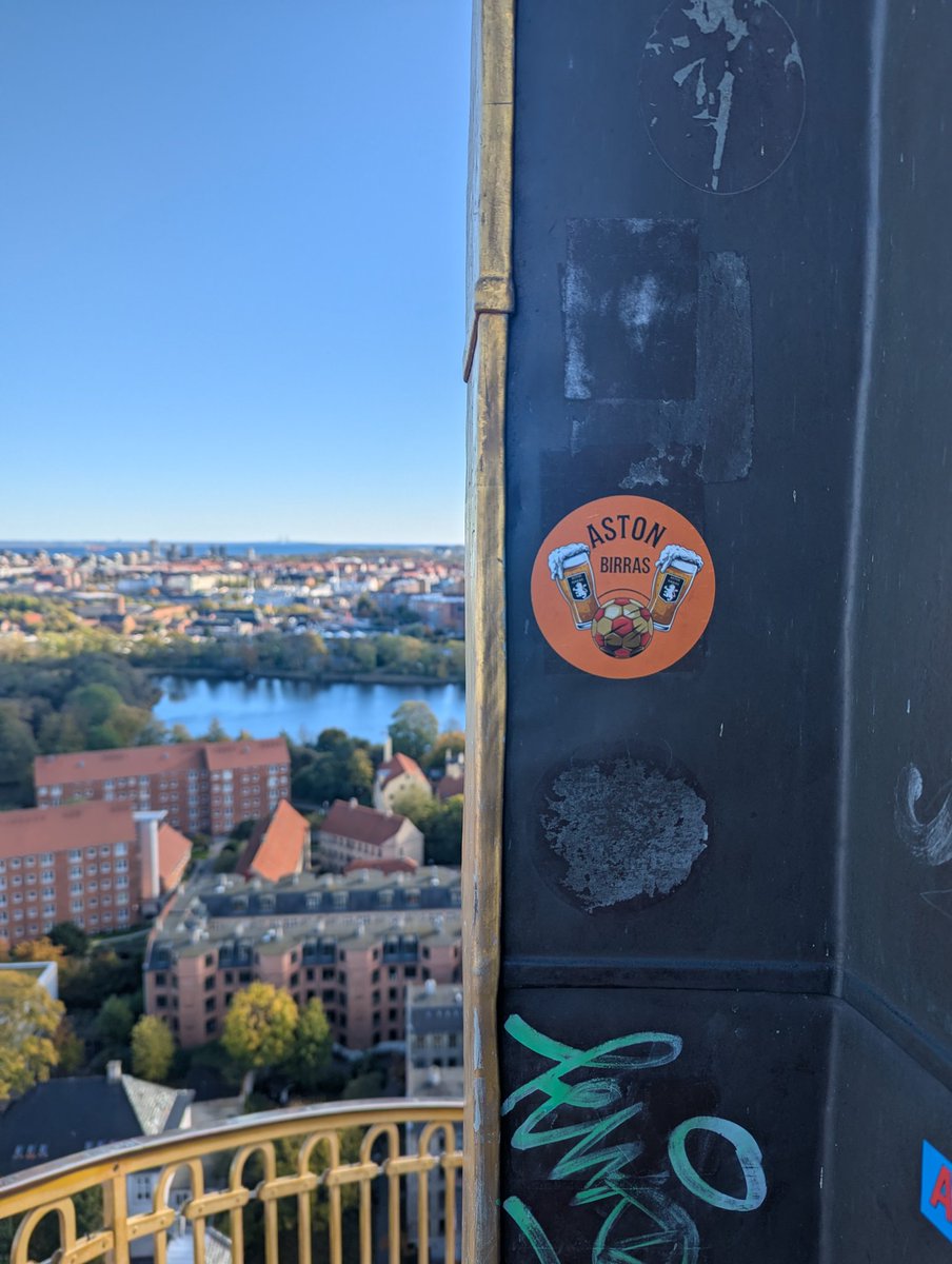 gdad_dan's tweet photo. @SweeperPod They get about a bit too. Saw this on a church spire in Copenhagen. https://t.co/58tICEPmMY