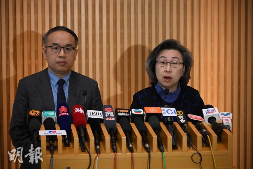 樽裝飲用水事件最新進展：
3名物流署人員被指未能及時識別明顯不妥及詐騙跡象，政府將對其中2人展開正式紀律研訊。
當局強調問責須基於事實，前任署長因無人上報未被指有疏忽。
#香港 #樽裝水事件 #政府採購 #時事 #新聞