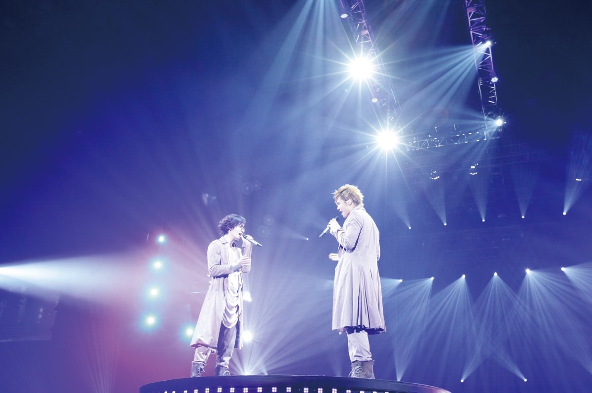 ◤
  「東方神起 20th Anniversary Film『IDENTITY』」
    　　　　　　　　　　　　　　　　　　　　◢
公開まで残り１ヵ月！
これから新情報も続々と発表していきますので、
@WOWOWFILMS  をフォローしてお待ちください！
 
「東方神起 LIVE TOUR 2012 ～TONE～」から
ライブ写真を特別にお届け📷